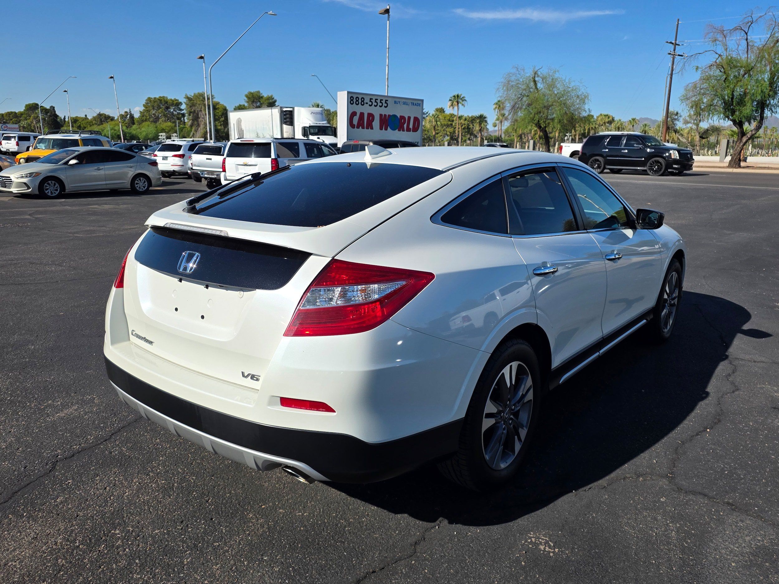Used 2013 Honda Crosstour EX image 5