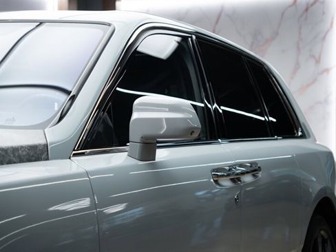 Used 2020 Rolls-Royce Cullinan image 30