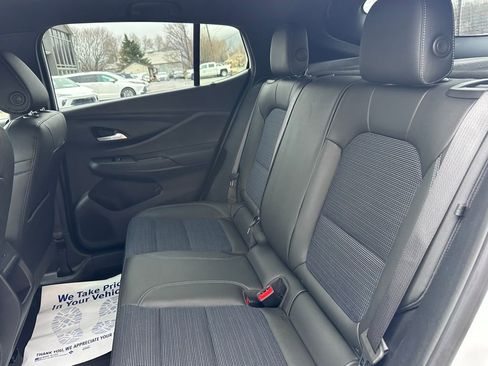 Used 2025 Buick Envista Preferred image 23