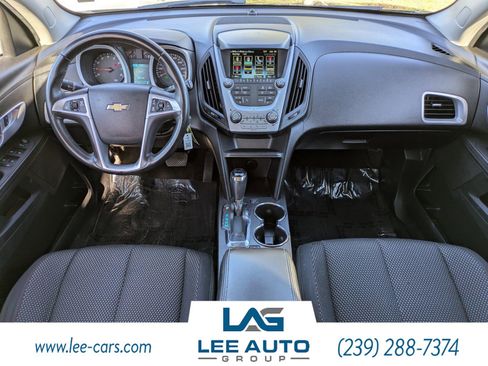 Used 2017 Chevrolet Equinox LT w/ Convenience Package image 14