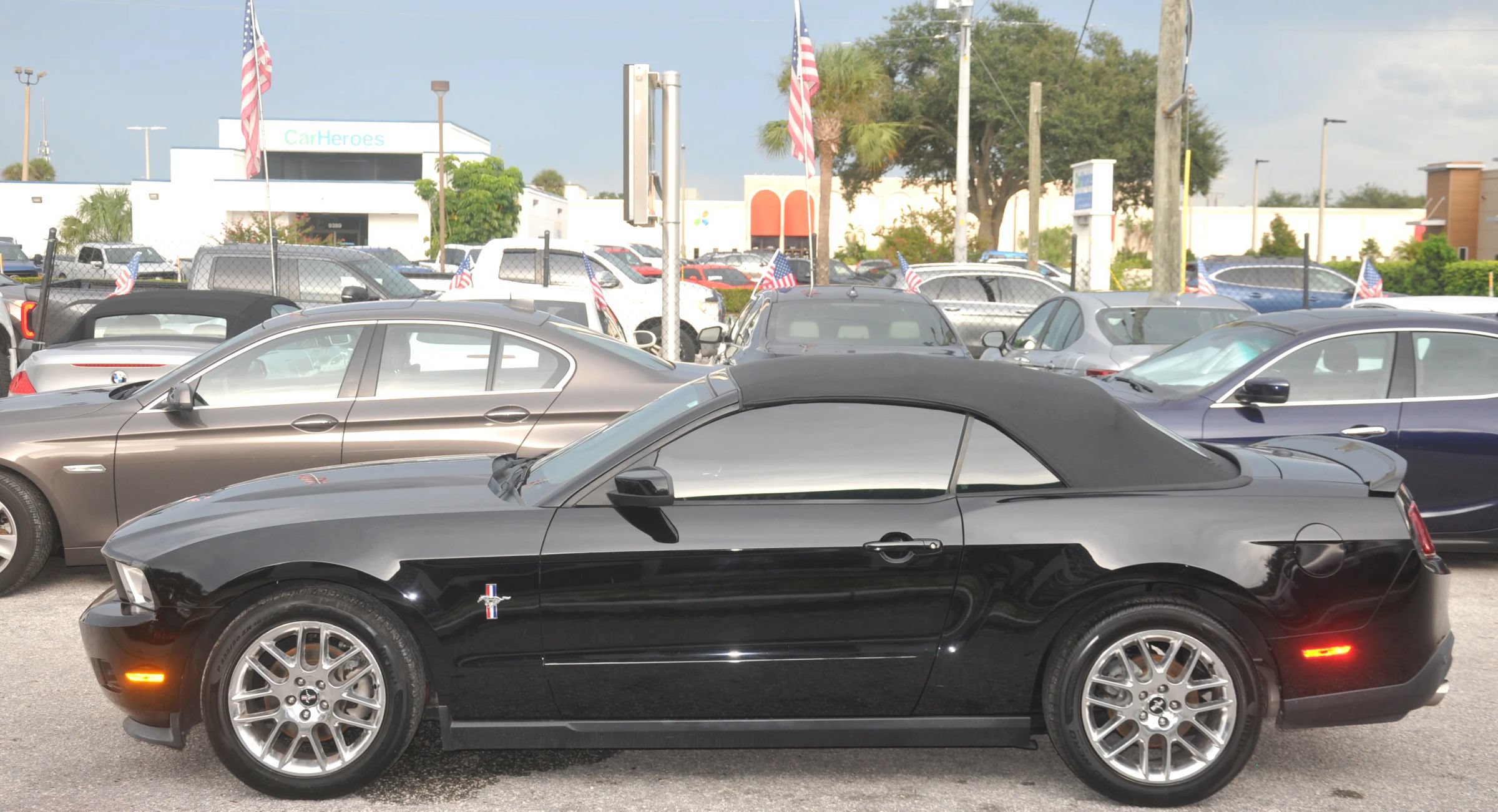 Used 2012 Ford Mustang Premium w/ Electronics Pkg RWD image 1