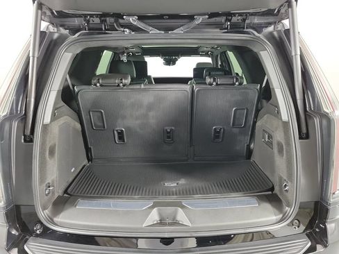Used 2026 Cadillac Escalade V w/ LPO, Floor Liner Package AWD/4WD image 7