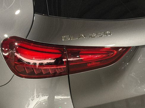 New 2026 Mercedes-Benz GLA 250 image 26