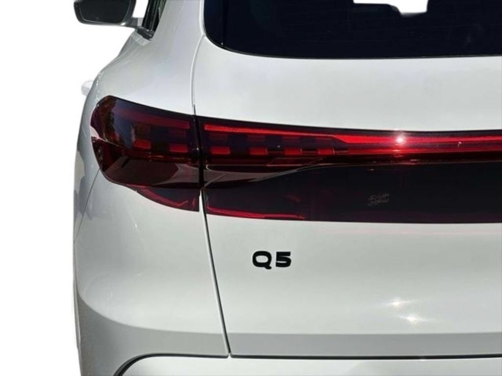 New 2026 Audi Q5 Premium AWD/4WD image 13