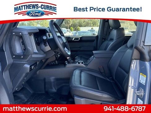 New 2025 Ford Bronco Badlands image 9