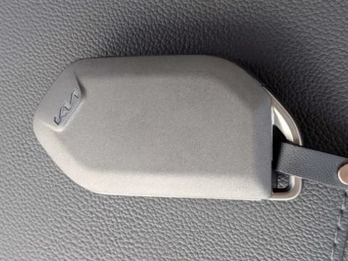 Used 2026 Kia Sportage SX FWD image 32