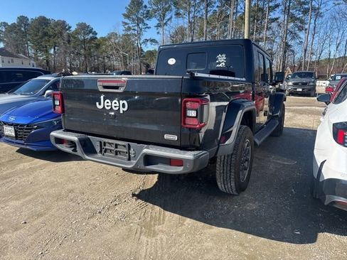 Used 2020 Jeep Gladiator Overland image 10