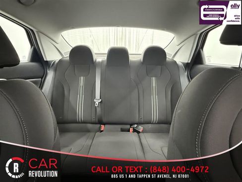 Used 2023 Hyundai Elantra SEL image 9