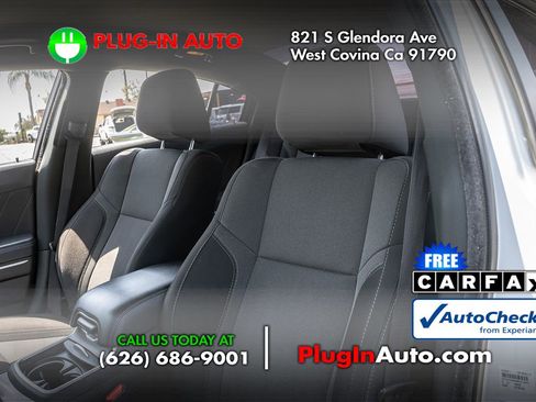 Used 2022 Dodge Charger SXT RWD image 6