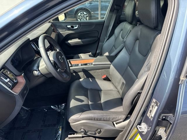 Used 2024 Volvo XC60 B5 Plus w/ Protection Package Premier AWD/4WD image 20