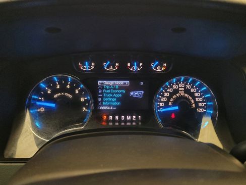 Used 2014 Ford F150 XLT w/ Equipment Group 302A Luxury RWD image 23