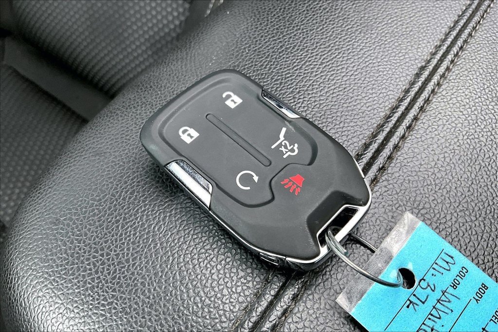 Used 2023 GMC Terrain SLE w/ Driver Convenience Package FWD image 10