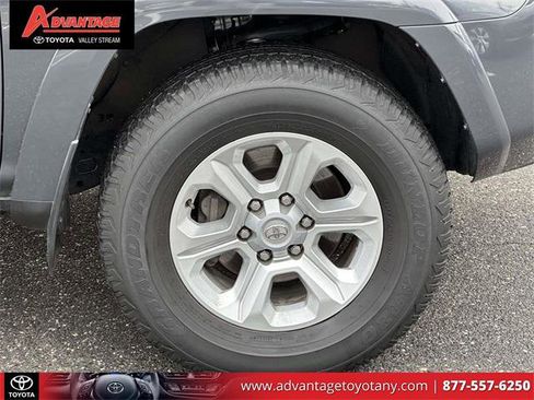 Certified 2024 Toyota 4Runner SR5 Premium image 11