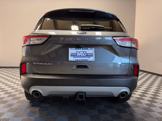 Used 2021 Ford Escape Titanium w/ Titanium Elite Package AWD/4WD image 9