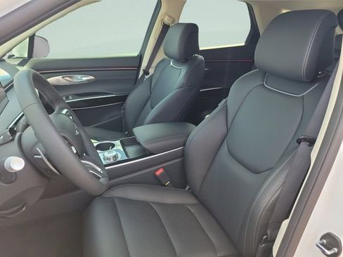New 2026 Genesis GV70 2.5T AWD/4WD image 14
