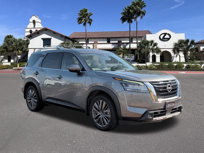 Used 2023 Nissan Pathfinder SL w/ SL Premium Package