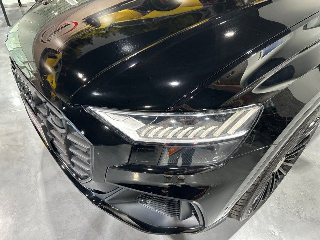 Used 2020 Audi Q8 Prestige AWD/4WD image 16
