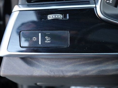 Used 2019 Audi Q8 Prestige image 36