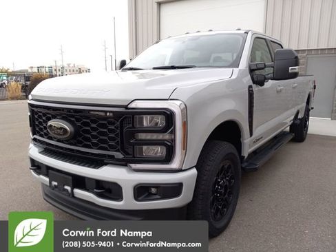 New 2026 Ford F350 Lariat w/ Black Appearance Package image 7