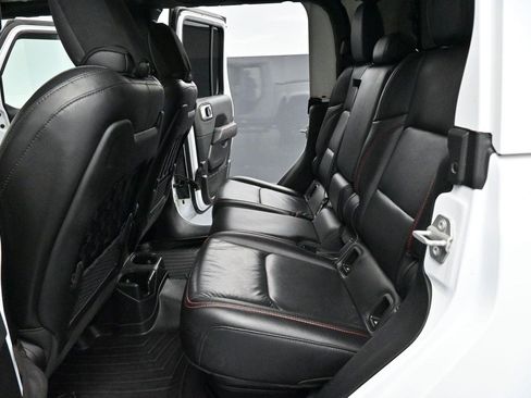 Used 2021 Jeep Gladiator Rubicon AWD/4WD image 28