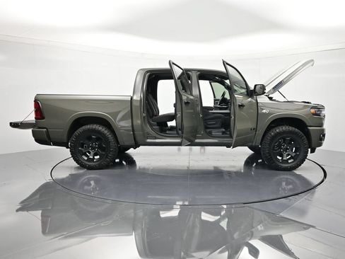 New 2026 RAM 1500 4x4 Crew Cab image 46