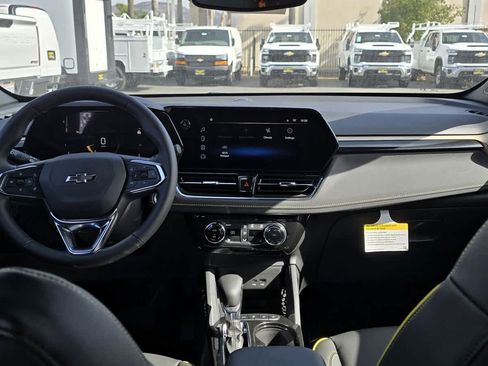 Used 2025 Chevrolet TrailBlazer ACTIV w/ Convenience Package FWD image 29