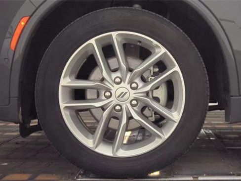 Used 2025 Dodge Durango GT AWD/4WD image 7
