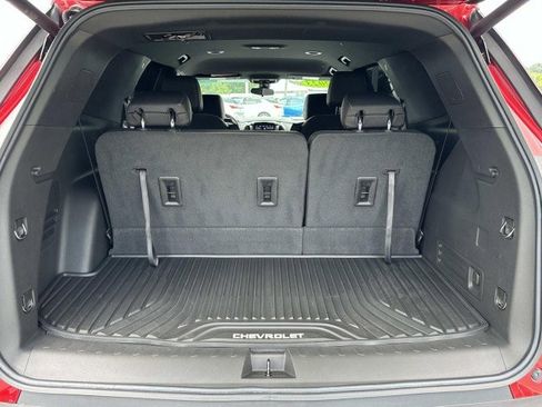 Used 2023 Chevrolet Traverse LT image 14