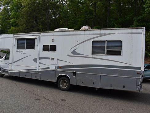 Used 2002 Ford E-450 and Econoline 450 RWD image 7