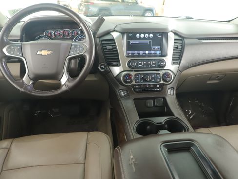 Used 2019 Chevrolet Tahoe LT w/ LT Signature Package image 20