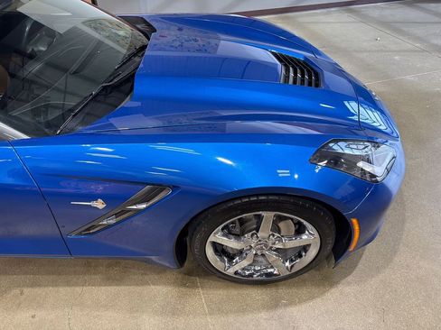Used 2014 Chevrolet Corvette Stingray Convertible w/ 2LT Preferred Equipment Group image 37