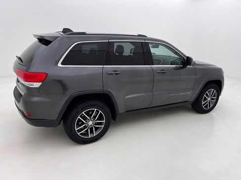 Used 2018 Jeep Grand Cherokee Laredo AWD/4WD image 6