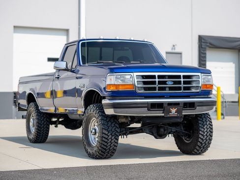 Used 1997 Ford F250 4x4 Regular Cab Heavy Duty image 9