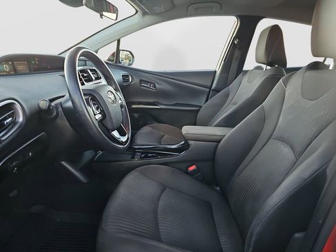 Used 2021 Toyota Prius Prime LE image 16