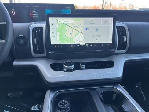 Certified 2025 Ford Expedition Max Active image 32