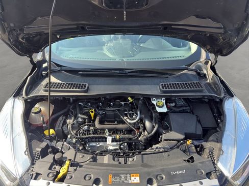 Used 2019 Ford Escape SE AWD/4WD image 22