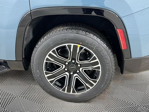 New 2026 Jeep Grand Wagoneer 4WD image 16
