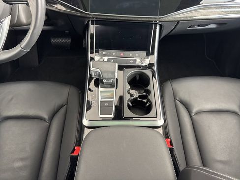 Used 2025 Audi Q7 3.0T Premium Plus image 24