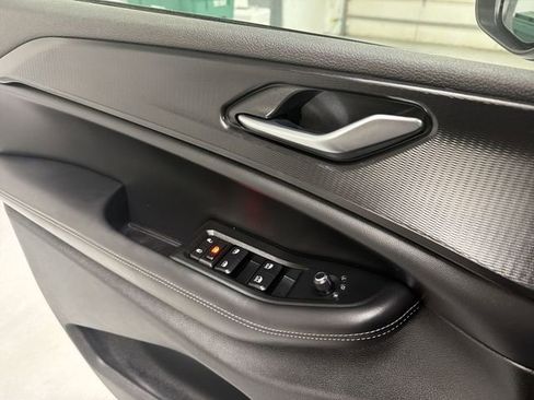 Used 2024 Jeep Grand Cherokee Laredo X image 21