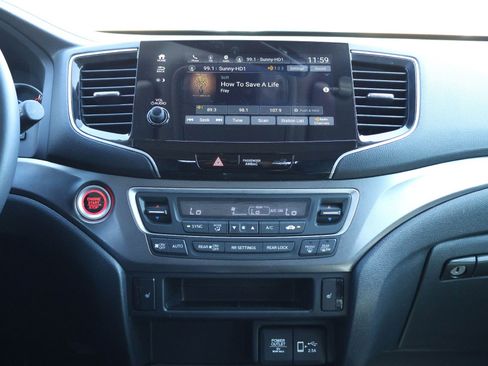 Used 2022 Honda Pilot EX-L image 16