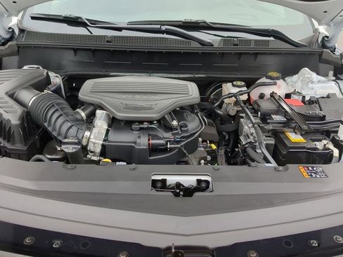 New 2024 Cadillac XT6 Sport w/ Technology Package image 31