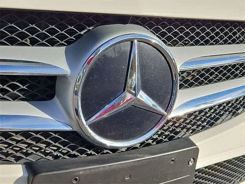 Used 2020 Mercedes-Benz C 300 Sedan image 11