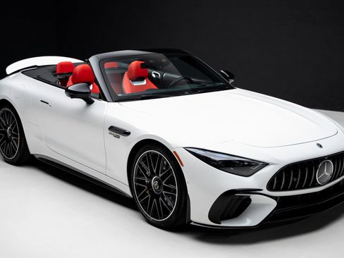 Used 2022 Mercedes-Benz SL 63 AMG 4MATIC image 45