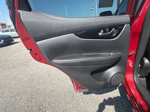 Used 2022 Nissan Rogue Sport SV FWD image 20