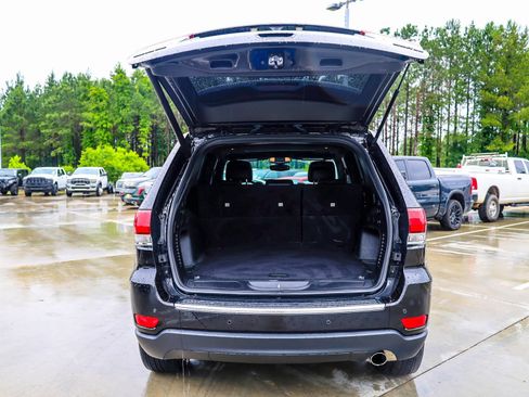 Used 2021 Jeep Grand Cherokee Limited AWD/4WD image 7