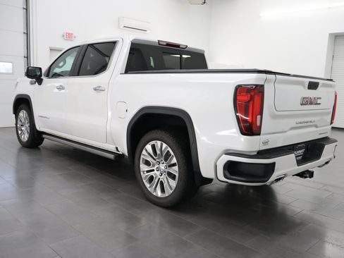 Used 2022 GMC Sierra 1500 Denali w/ Denali Premium Package AWD/4WD image 6