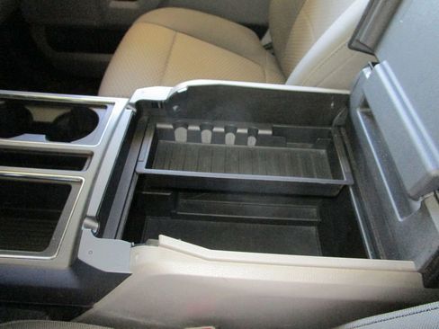 Used 2015 Ford F150 XLT w/ Equipment Group 302A Luxury image 37