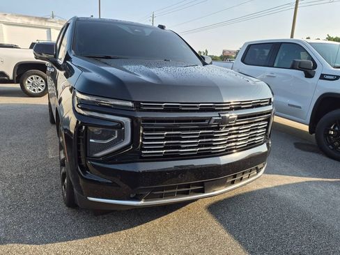 Used 2026 Chevrolet Tahoe High Country AWD/4WD image 14