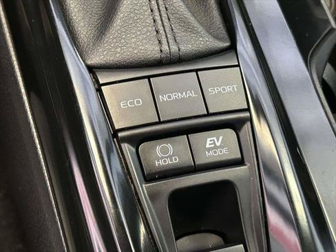 Certified 2025 Toyota Camry SE w/ Convenience Package FWD image 20