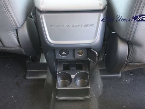 New 2026 Ford Explorer Active RWD image 10